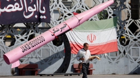 IRAN ĐỢC LƠI ĐHR’NĂNG BHRỢ PA ĐANH ZÊL PANH TƯƠC BÊL T’COOH TRUMP ĐHÊY BH’RỢ