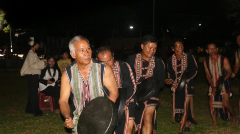 Jơnau đơs pơn đik kòn cau K' Ho