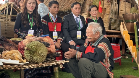 Chơt hơiă lơ tơdrong jang lơ̆m Lêh Sầu riêng tơ̆ Đắk Lắk