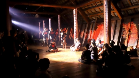 Càr Dăk Lăk yal “Hìu jòng show” sền bơta niam chài kòn cau Rơđê dê