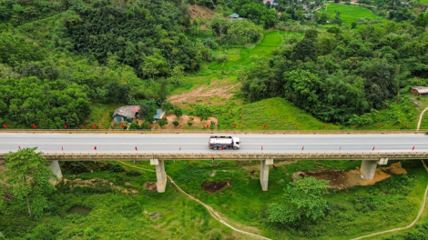 THU TUONG CAONG KHIN PEIH PADANG VANH NDAI 4 BAN RAYA HO CHI MINH DALAM QUY 4
