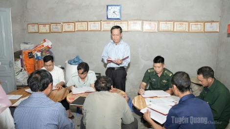 TUYÊN QUANG: XA LƯỞC CẦN KHẢU ĐẢNG DÚ BẠI BÚNG KHAU PÙ