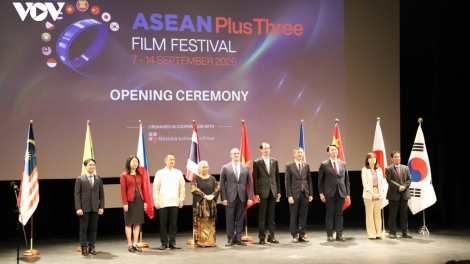 VIỆT NAM P’CĂH LIÊM CHOOM ĐHỊ LIÊN HOAN PHIM ASEAN+3 COH CỘNG HOÀ SÉC