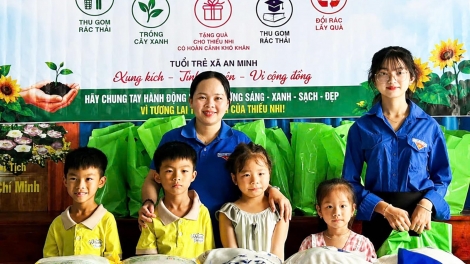 នារីលេខាសម្ព័ន្ធយុវជនឃុំ An Minh រក្សាចលនាយុវវ័យ