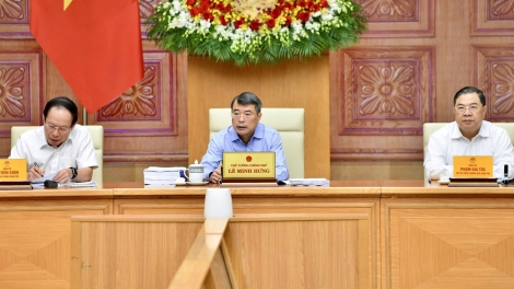 Pôa Lê Minh Hưng Ngế pro xiâm hnê ngăn Chin phuh pơkuâ hôp tơpui 3 tơdroăng tung hlá mơ-éa luât ‘na tơnêi, hngêi ối, tơnêi tơníu hngêi trăng