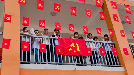 Chương trình phát thanh quam Tay thứ 6 mự 04 căm bườn 9 pì 2026