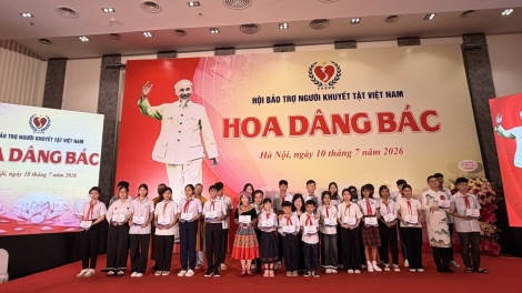 Gum vâi hdrêng kuăn tê mơnhông tŭm têk trối mâu vâi hdrêng ki ê