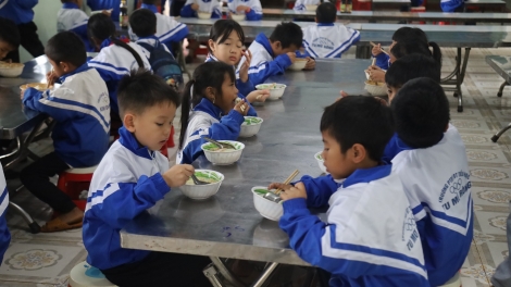 4 chôu kơxo, thái cô a Tu Mrông ‘mâi on pế hmê kơchâi kâ ăm hok tro kâ