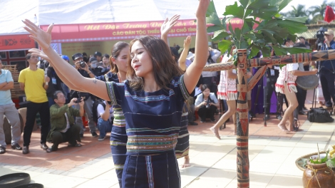 Pơchân kuăn cháu rak khôi túa lĕm tro hdrông kuăn ngo