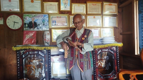 Pô thâo mbruă Liêng Hót Ha Chong hŏng klei čang hmăng djă pioh ênai Kơm buốt