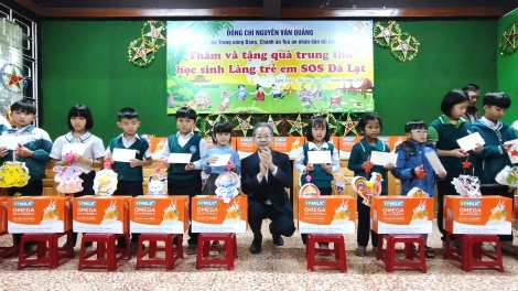 Bí thư Trung ương Đảng Nguyễn Văn Quảng hơpăh tơmam Trung thu tơ̆ Pơlei hơioh SOS Đà Lạt