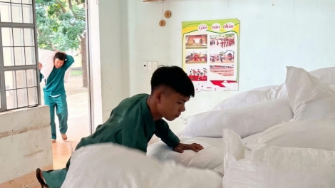 Càr Gia Lai pà rơlao 1 rơbô 700 tấn phe dong kờl kơnòm bơsram, cau bơsram tàm tơngai bơsram dơ̆ I in  