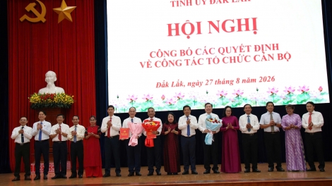 Dak Lak mơnúa mơjiâng 2 Đảng ƀô̆ ối tung Tỉnh ủi