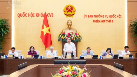 Anih duh broă Lơh kơnòl broă sùm Quốc hội sơn đờm mut lơh Dar pơrjum dơ̆ 6, sền sơwì 40 tơngu me kuơ màng