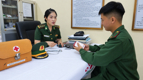 Nữ quân y 10 năm tận tâm với đồng bào vùng biên 