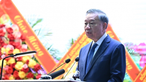 ពត៌មាន​ម៉ោង៦