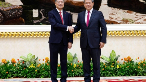 ពត៌មាន ម៉ោង ១៥
