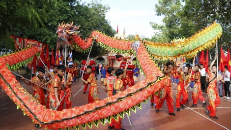 Lễ hội Dinh Thầy Thím mang đậm nét văn hóa dân gian miền biển 