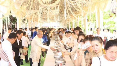 Lễ hội Okphansa – nét đẹp văn hoá tâm linh của đất nước "Triệu Voi"