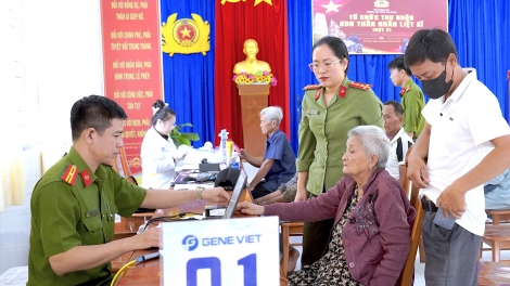 ពត៌មាន ម៉ោង ១៥