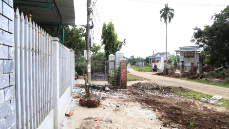 Kon pơlei drơ̆ng lăp pơm trong nơnăm tơ̆ Lâm Đồng đei tơlĕch ming man  