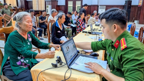 ពត៌មាន ម៉ោង ១៥