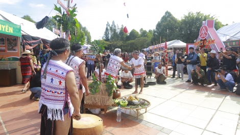 Pơchân tối