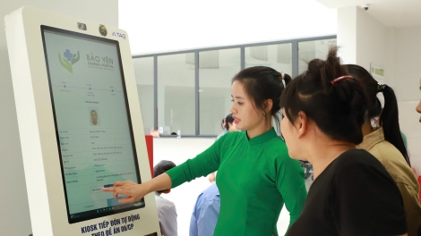 Người dân vùng cao hưởng lợi từ mạng lưới y tế cơ sở hiện đại