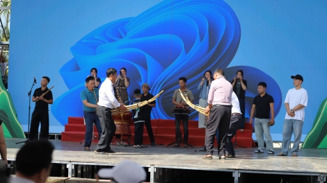 Xor xưv faz Baz hnuz xiêz 08-10-2026