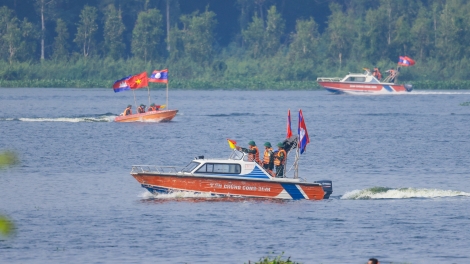 Ling tơhan Việt Nam-Lao-Kur ngă hrŏm pơtop hrăm pơgang tơlơi truh răm ƀăm