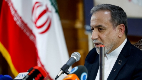 IRAN XAY MOON BH’RỢ ĐHỊ EO BIỂN HORMUZ CĂH DZỢ CHÔ CƠNH LĂM AHAY