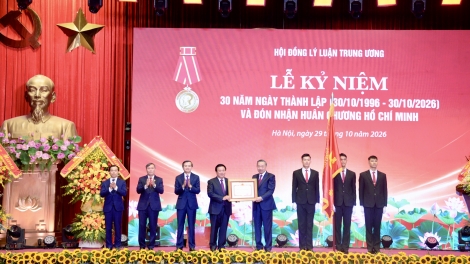 Khul čih tơlơi pơtô djơ̆ bruă kơđi čar čơkă Miđai Hồ Chí Minh