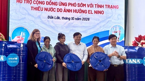UNICEF dong kờl 450 nơm sơntèk dơng dà dong làng bol Dăk Lăk in 