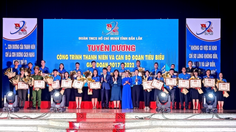 Hơdrŭh tơdăm Tây Nguyên – Tơdrong kơnăl mĭnh jăl jang