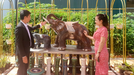 Dak Lak: Dôm anih chă tơ mang đei tơ drong juăt joh ayŏ kơ dŏ xoang ‘lơ̆ng sơng đei lơ tơ moi