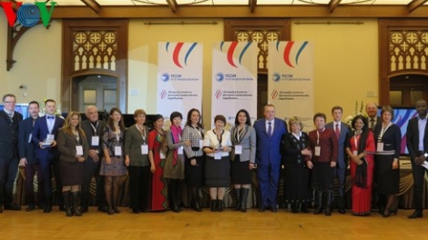 Khaw tin 19h harei car, 24/10/2015