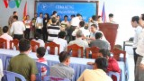 Khaw tin  10g30 saong 14g30 harei 04/12/2015