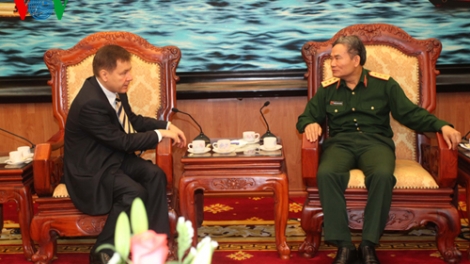 Khaw tin 10h30 saong 14h30 harei 31/3/2015