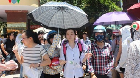 Khaw tin 19h00, harei 1/7 saong 6h30, harei 2/7