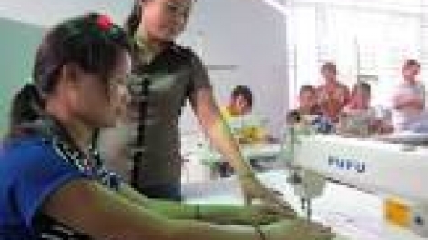 khau tin 10h30 saong 14h30 harei 12/8