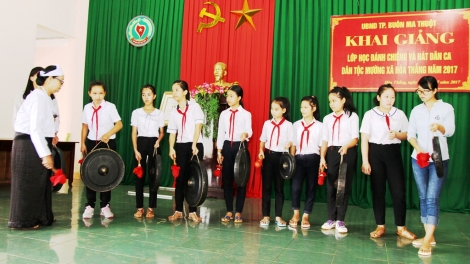 Khau tin 10h30 saong 14h30 harei 12/8