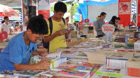 Khau tin 6h30 harei 11/8