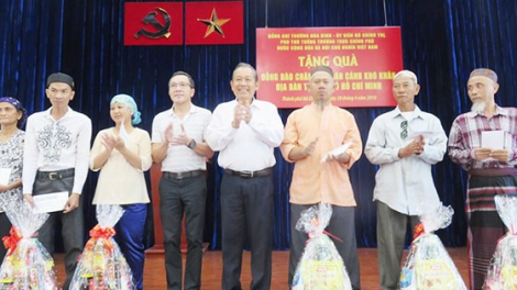 Khaw tin page harei 5/12