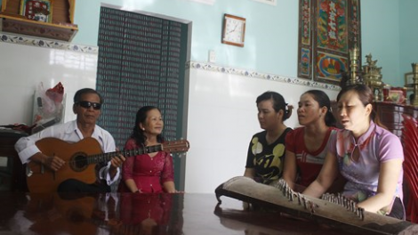 Tal bac đờn ca tài tử di urang nghe nhan sup meta