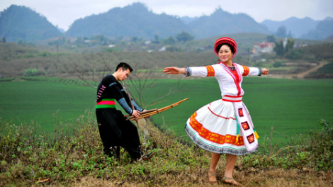 13-1 Huồi Thợ-   bhum palei bui sambai tapen ceik glai