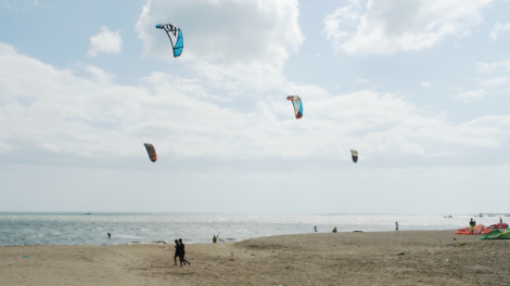 Khaw tin 10h30 và 14h30 harei 16/4