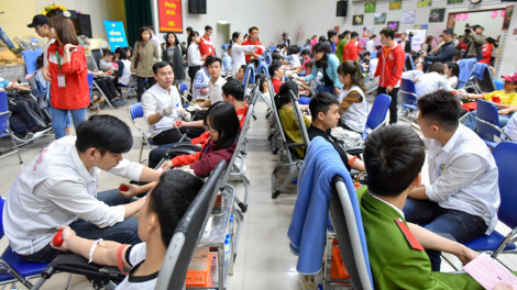 Urang halei meda hu mbaok tame bruk brei drah ngak pahla