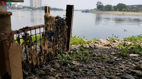 Hareik thải nhựa mbuan ngak kraong Bai Gon metai