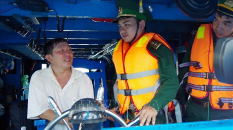 Urang lin Bien Phong ngak phao daong urang angaok bhum tasik