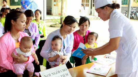 Page ini 9/7, di tỉnh Gia Lai, Mentri Y tế pambuak saong UB bhap bini tỉnh Gia Lai peih bruk klauk jru vaccin caga ruak bạch hầu ka uranaih umo meng 7 thun saong urang praong  di 4 tỉnh Dak Nong, Gia Lai, Kon Tum saong Đắk Lắk.